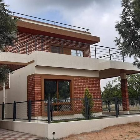 Sandstone Villa Майсуру Екстер'єр фото